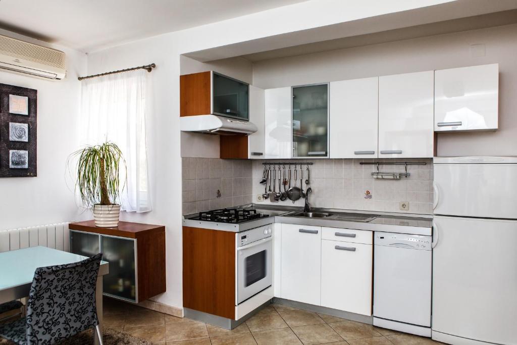 Apartments & Rooms Milcetic M Malinska Kamer foto